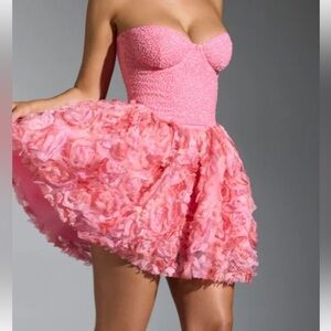 Only worn for pics!!!!